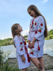 ​Сукня вишиванка з маками